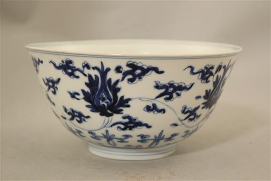 A Chinese blue and white lotus bowl, Kangxi six character mark and of the period (1662-1722), 16cm